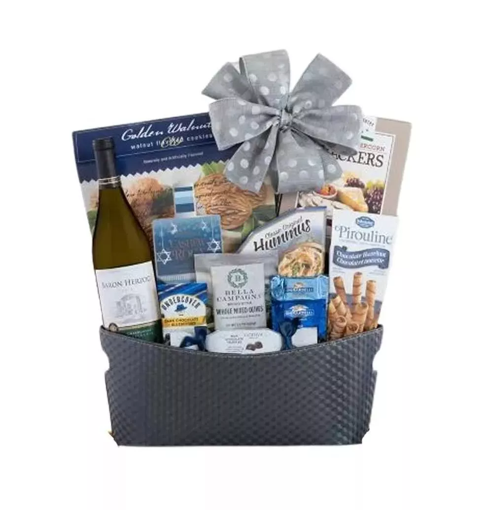 Elegant Wine And Gourmet Delights Gift Set