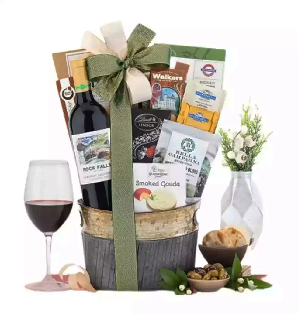 Rock Falls Winery Basket