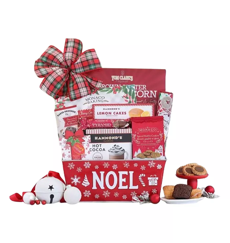 Merry Moments Snack Basket