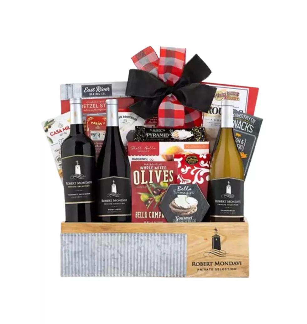 Premium Wine and Treats Basket