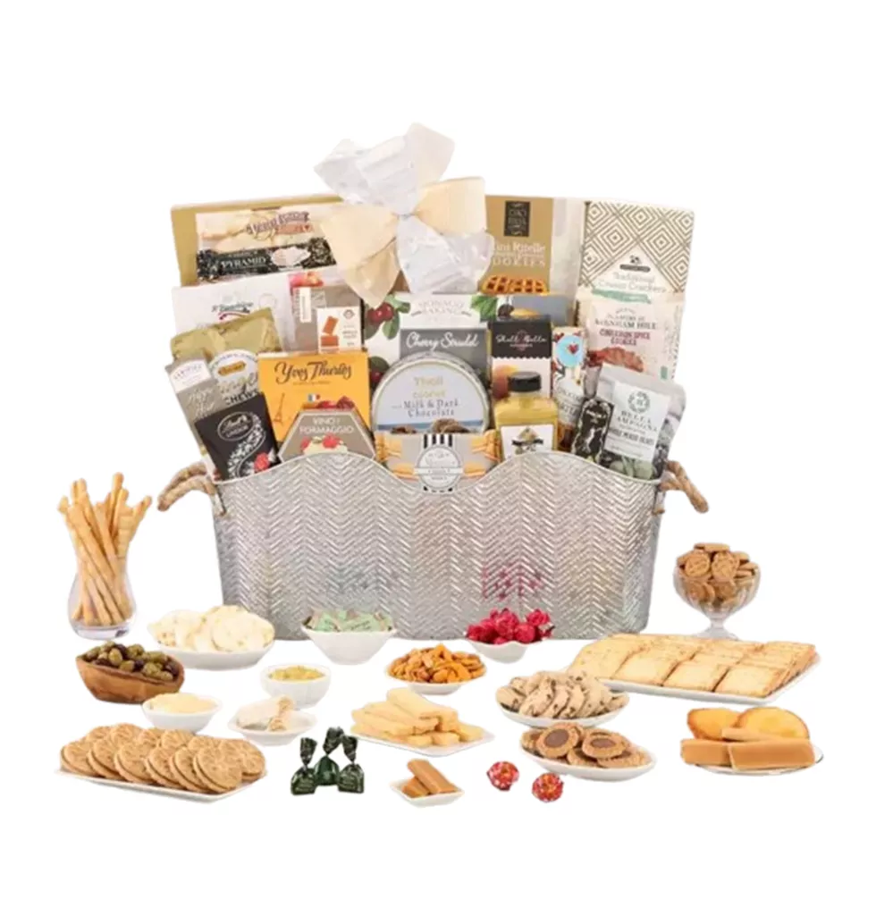 Luxurious Gourmet Goodies Basket